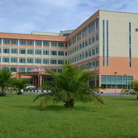 Kingwood Hotel Mukah Selangau Exterior photo
